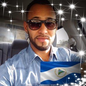 Meet your Posher, Moises